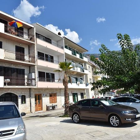 Villa Nede 1 พอดโกรา ภายนอก รูปภาพ